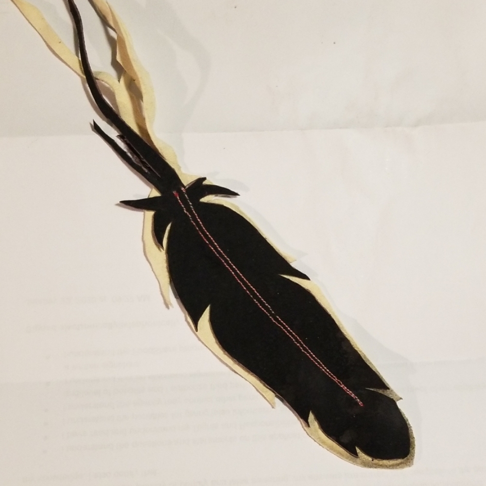 Leather Feathers -bag charm or bracelet - Picture 2 of 8